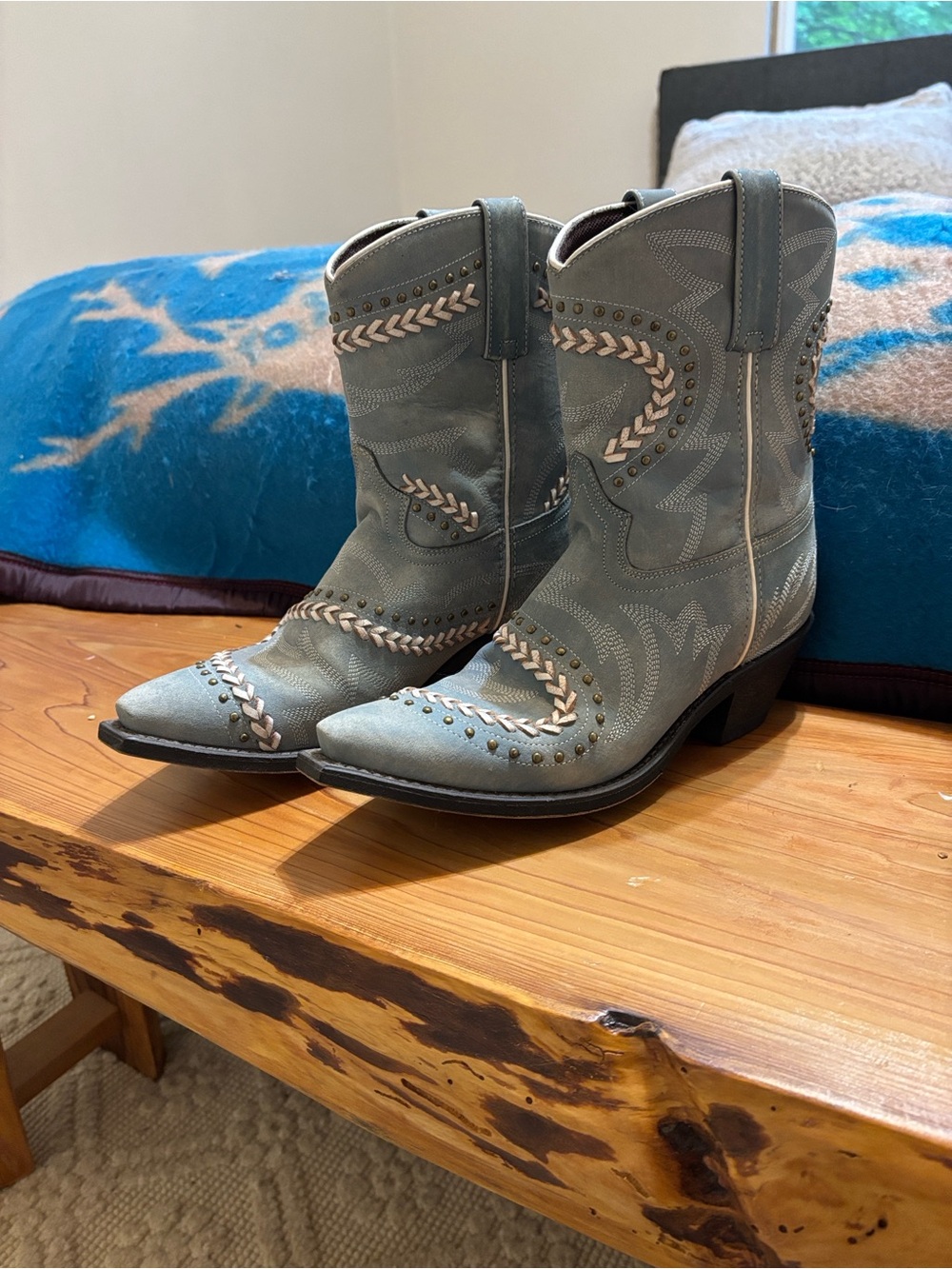Laredo Vintage-Inspired Studded Western Boots in blue grey